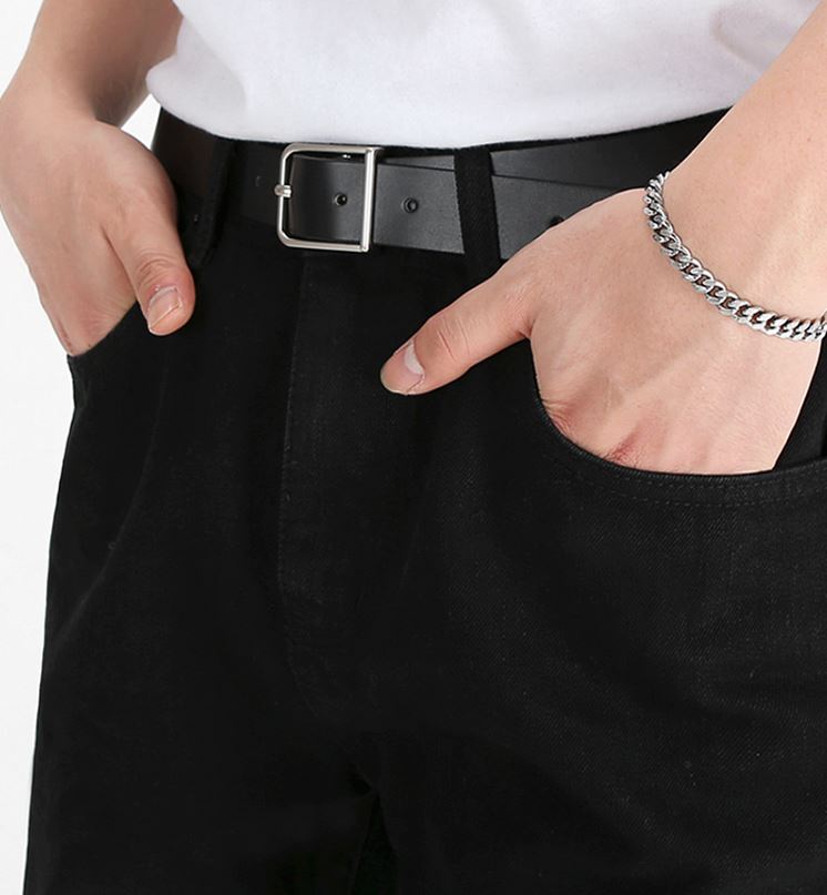 BLACK BUCKLE BELT