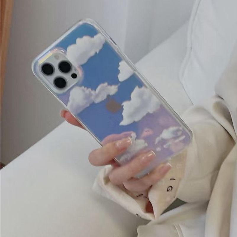 ® Cloudy Case